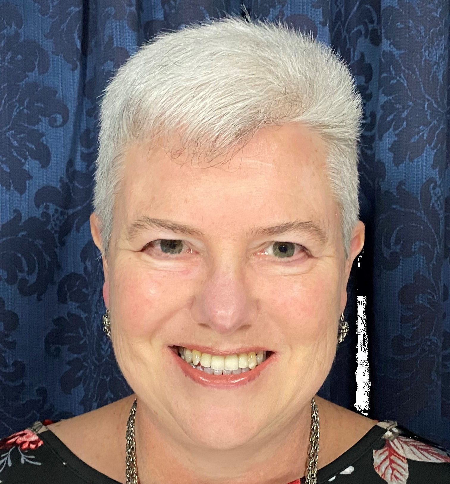 Photograph of Heather Renton