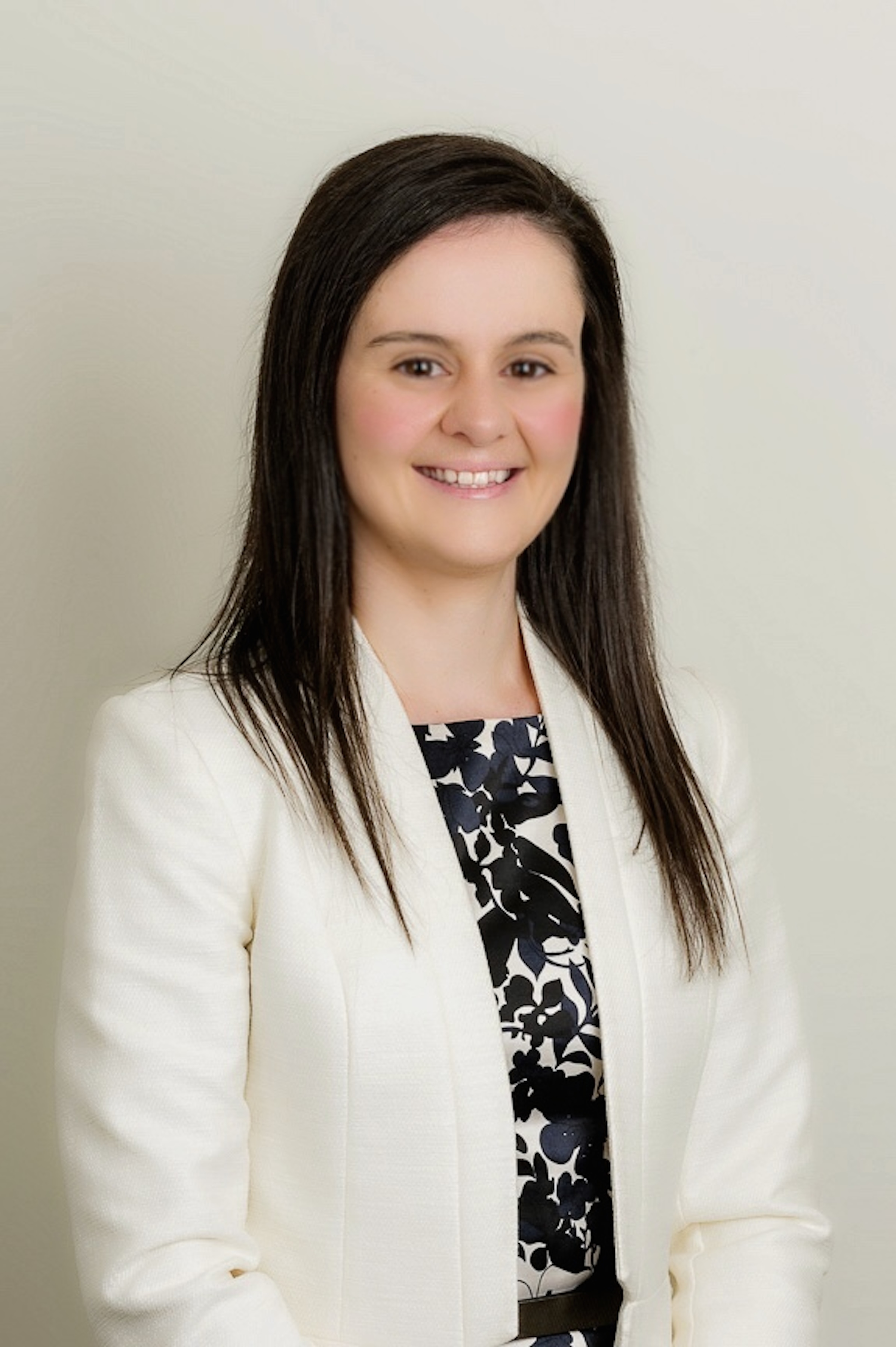 Laura Downie headshot